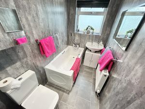 Photo 14- click for photo gallery